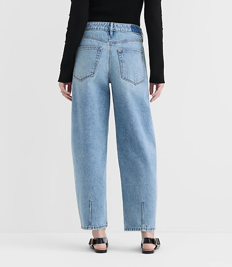 Rivete Mid Rise Barrel Jeans Aura Wash