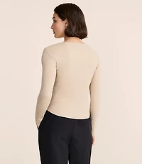 Lou & Grey Heathered Ribbed Shirttail Top