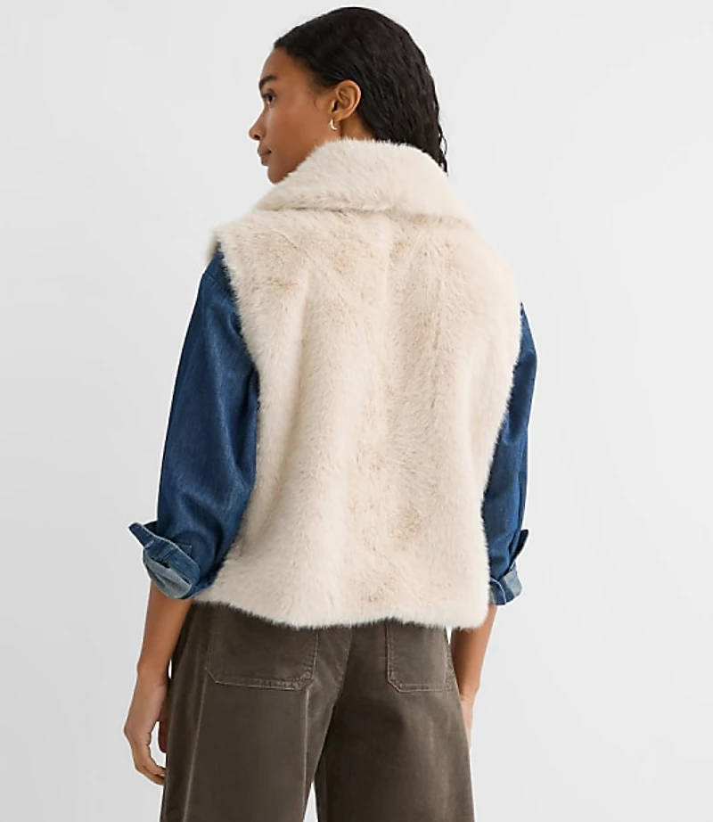 Modern Faux Fur Pocket Vest