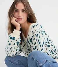 Petite Spotted Ribtrim Relaxed V-Neck Sweater