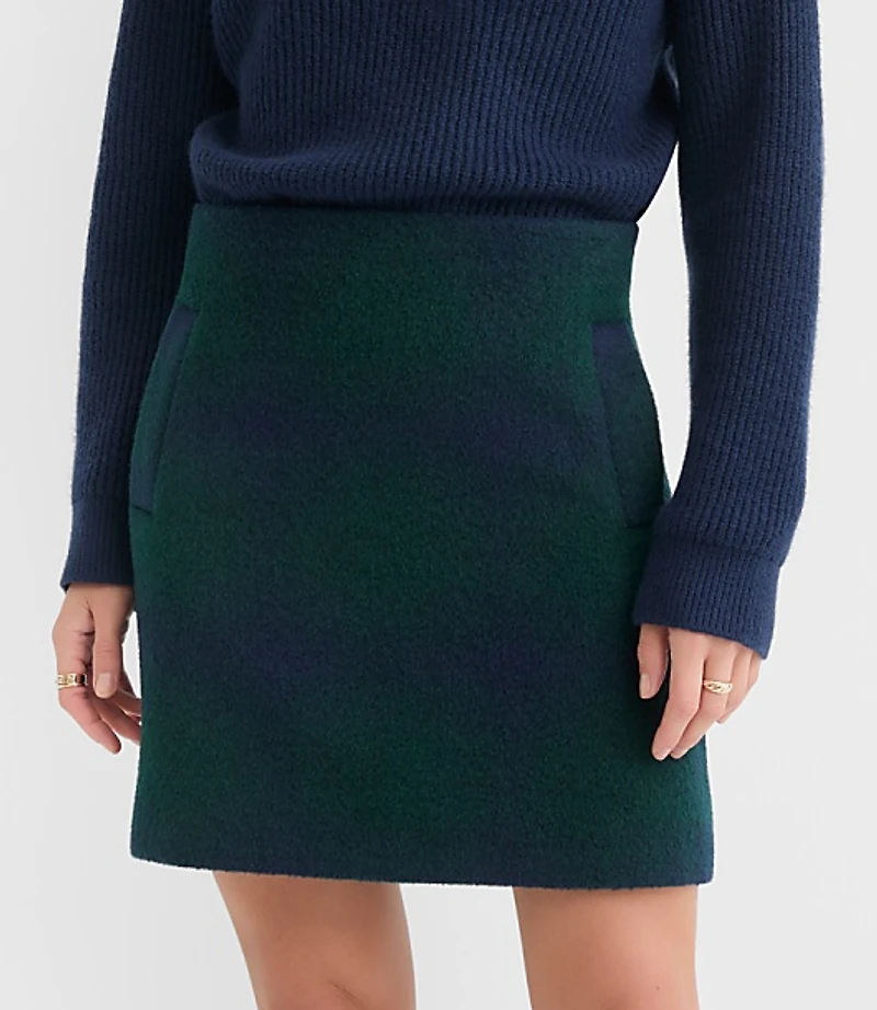 Petite Plaid Welt Pocket Mini Skirt