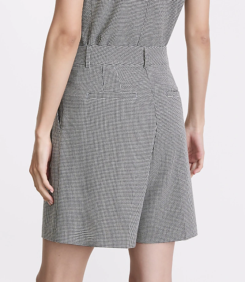 Petite LOFT Versa Seasonless Stretch Double Pleat Shorts Mini Houndstooth