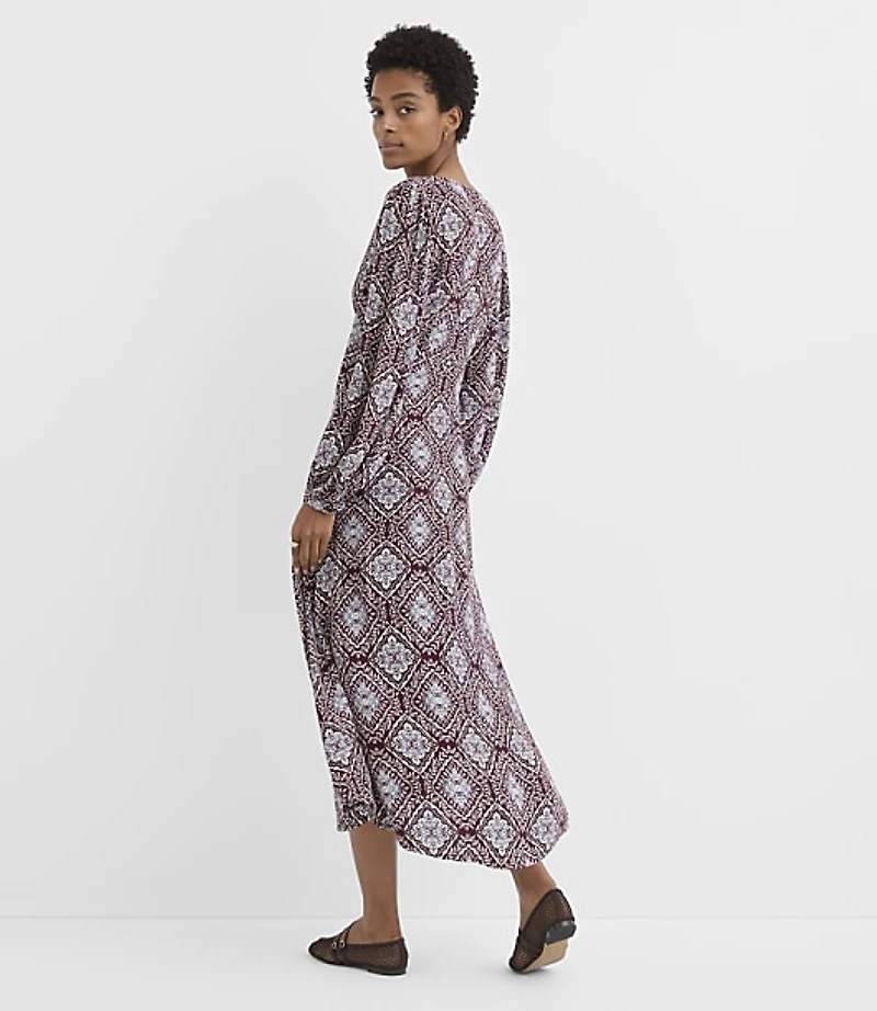 Petite Medallion V-Neck Midi Dress