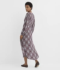 Petite Medallion V-Neck Midi Dress