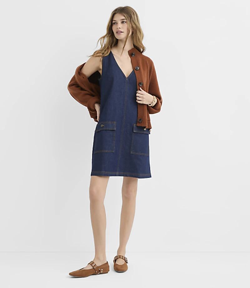 Petite Denim V-Neck Mini Pocket Dress Classic Rinse Wash