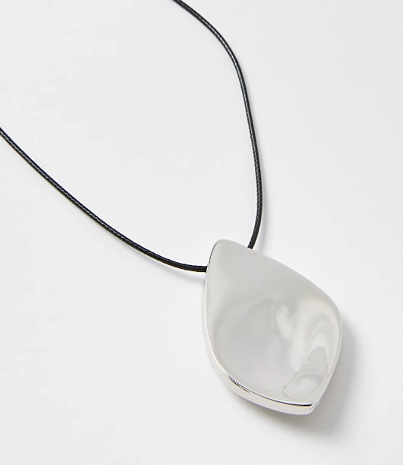 Molded Pendant Cord Statement Necklace