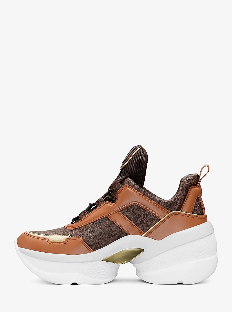 Olympia Signature Logo Trainer