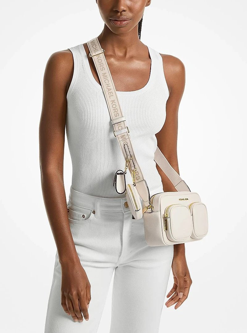 Jet Set Travel Medium Leather Messenger Bag