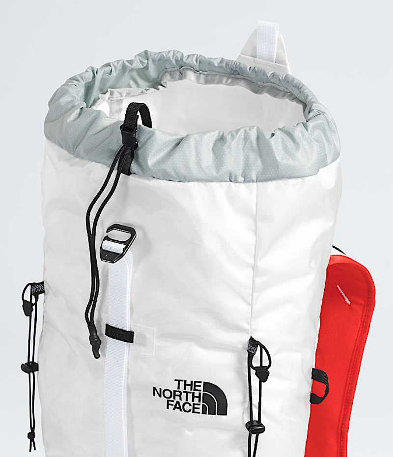 Summit Series Verto 18 Backpack