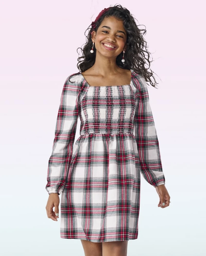 Tween Girls Plaid Smocked Dress
