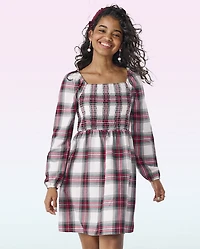 Tween Girls Plaid Smocked Dress
