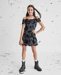 Tween Girls Textured Floral Off-Shoulder Dress