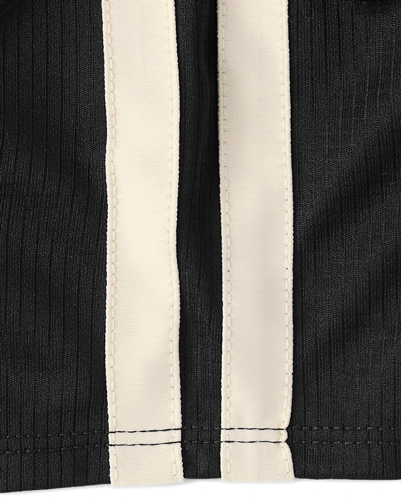 Tween Girls V-Neck Soccer Tee