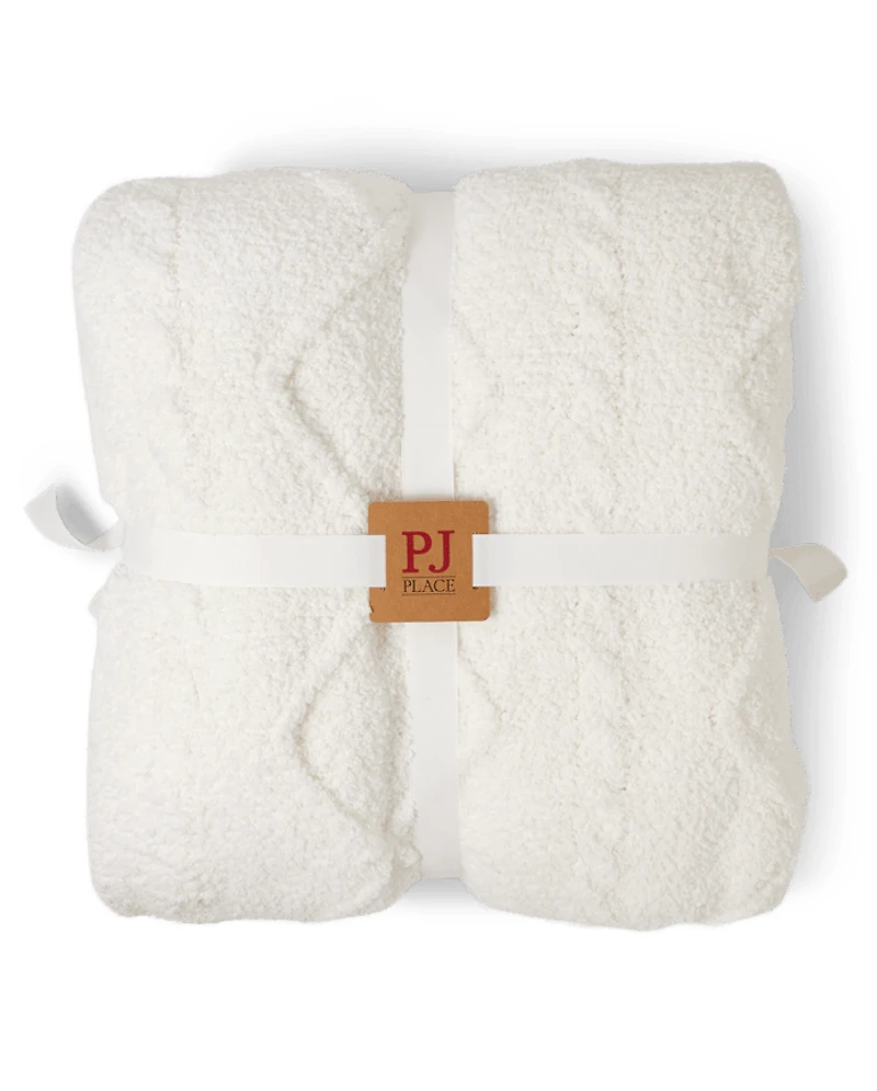 Adult Cable Knit Cozy Blanket