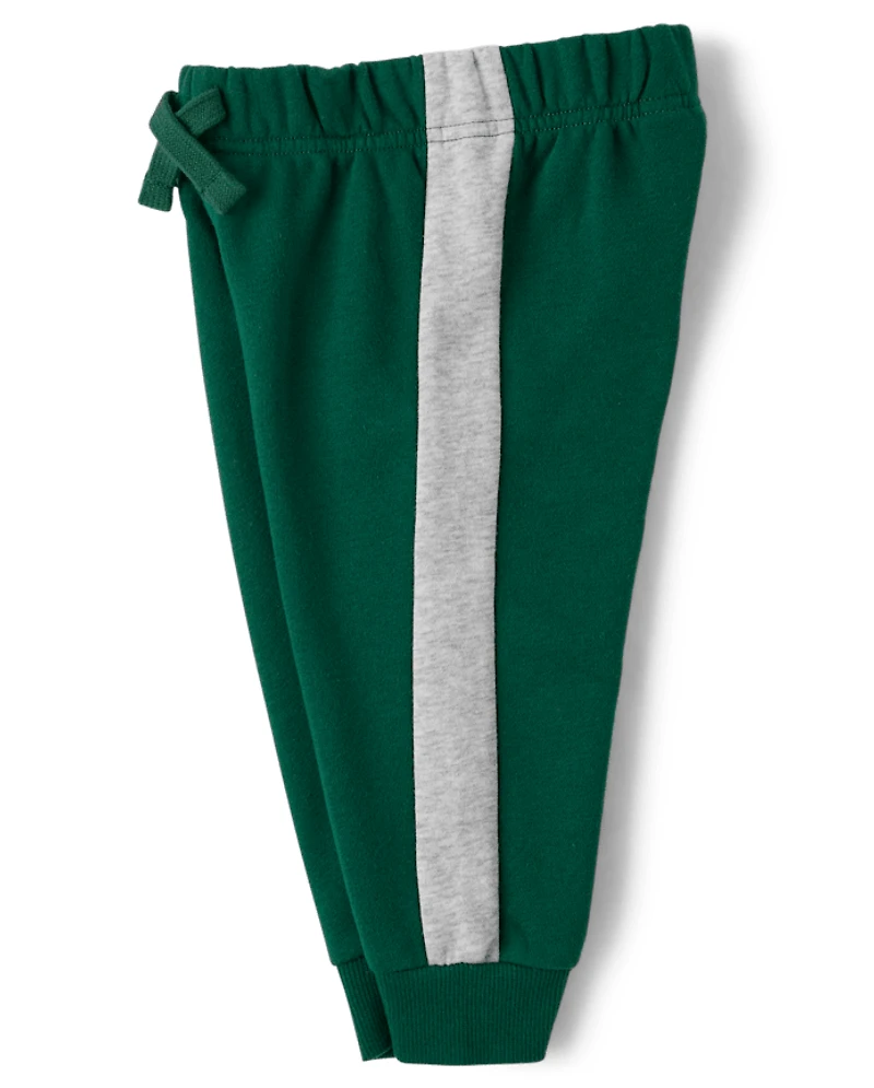 Baby And Toddler Boys Train Premium Fleece 2-Piece Outfit Set