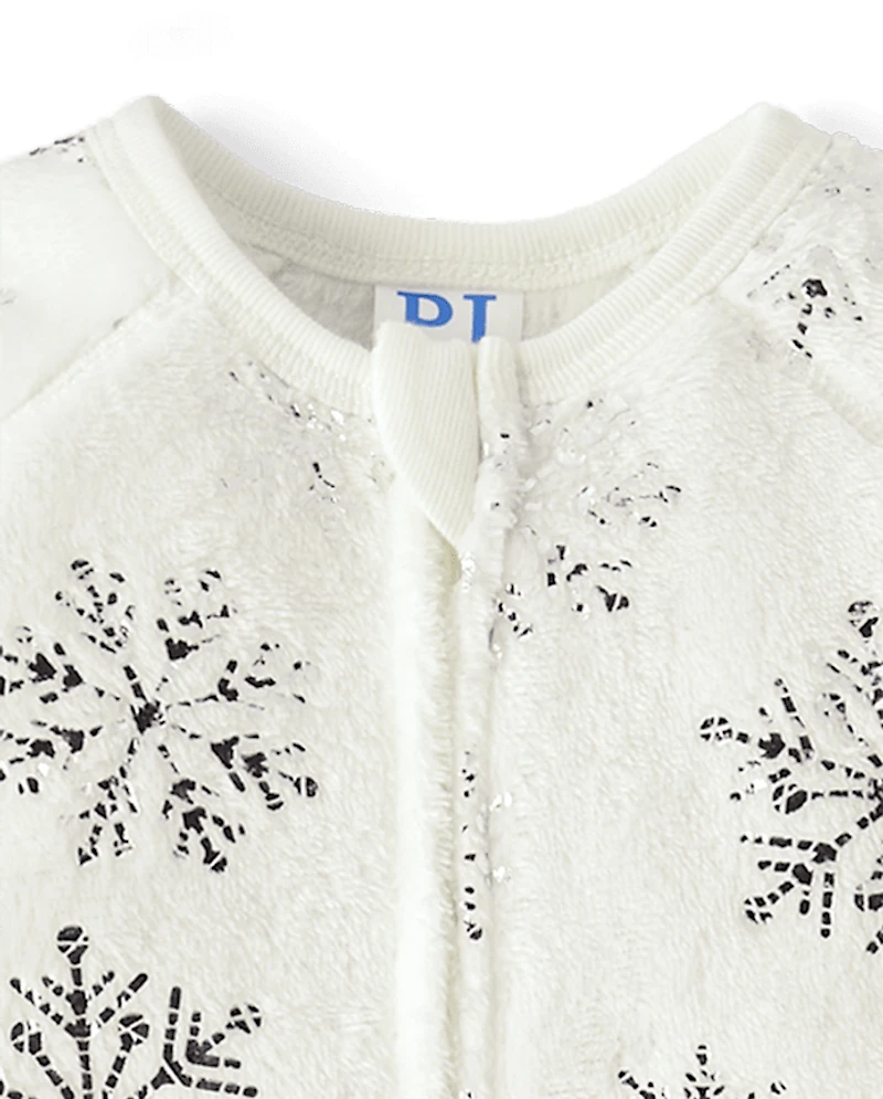 Baby And Toddler Girls Foil Snowflake Fleece Footed One Piece Pajamas