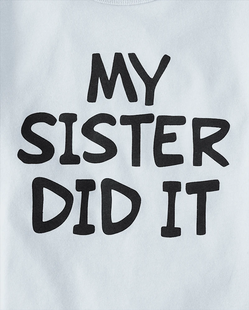 T-shirt graphique « Ma sœur l'a fait » pour bébé et tout-petit