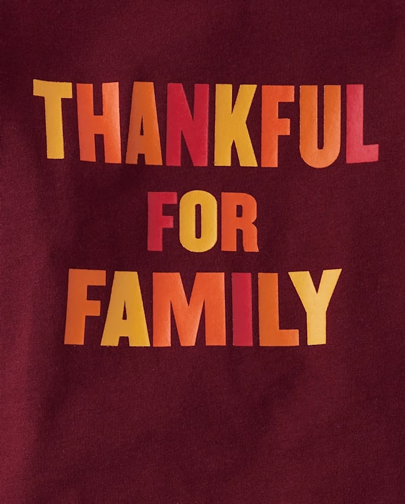 T-shirt graphique assorti pour tout-petits « Famille reconnaissante »