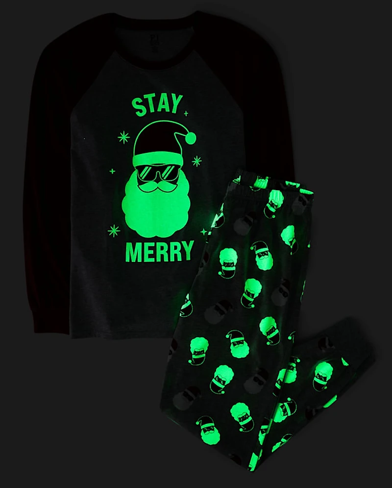 Pyjamas en coton assortis pour adultes et toute la famille, motif « Glow Stay Merry ».
