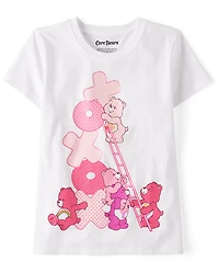 T-shirt graphique pour filles Care Bears™ avec échelle la Saint-Valentin