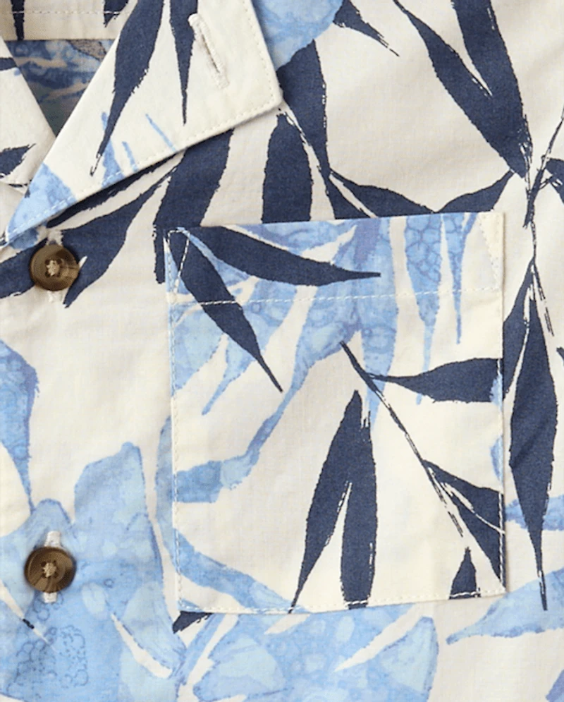 Chemise boutonnée en popeline à motif de feuilles tropicales pour garçon
