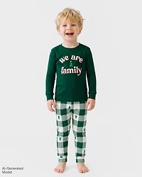 Pyjamas en coton ajustés assortis pour bébés et jeunes enfants « We Are Family »