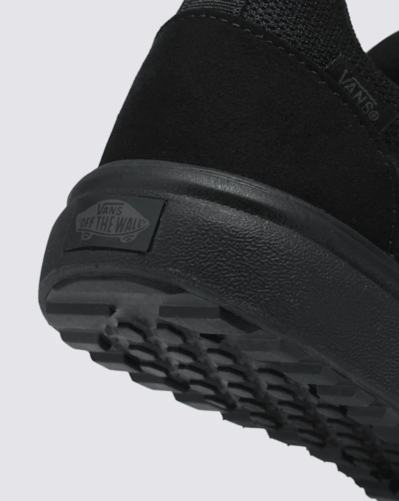 UltraRange Shoe