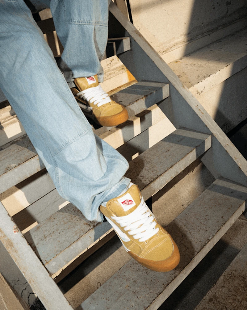 Knu Mid Shoe