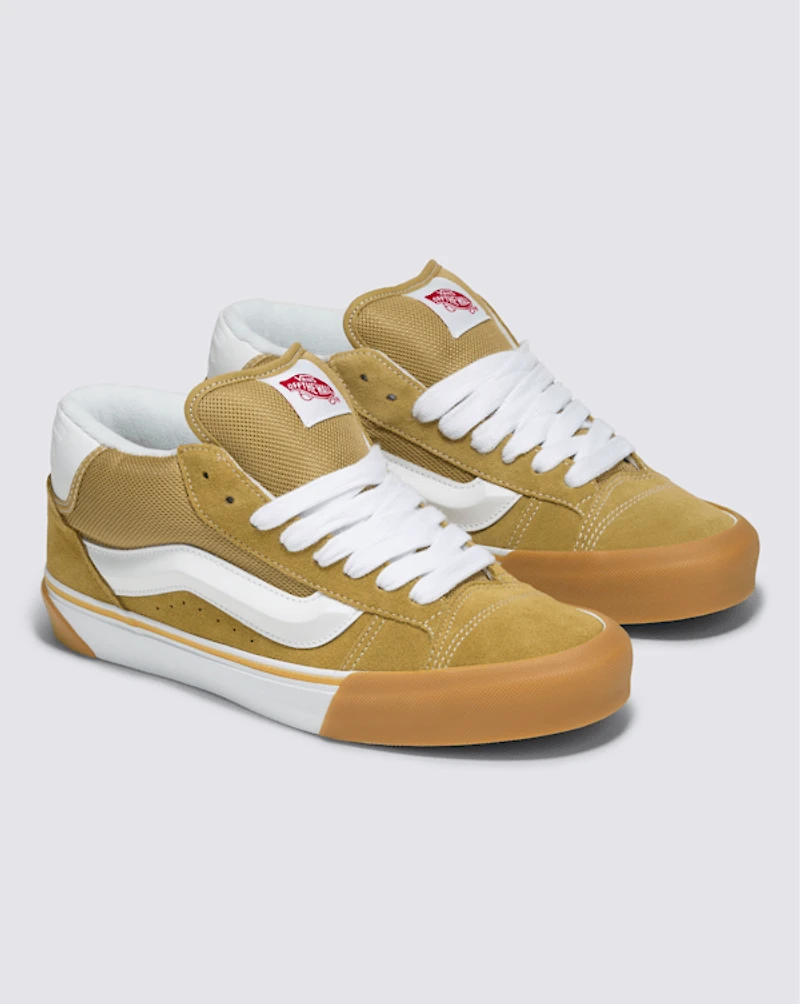 Knu Mid Shoe