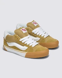 Knu Mid Shoe