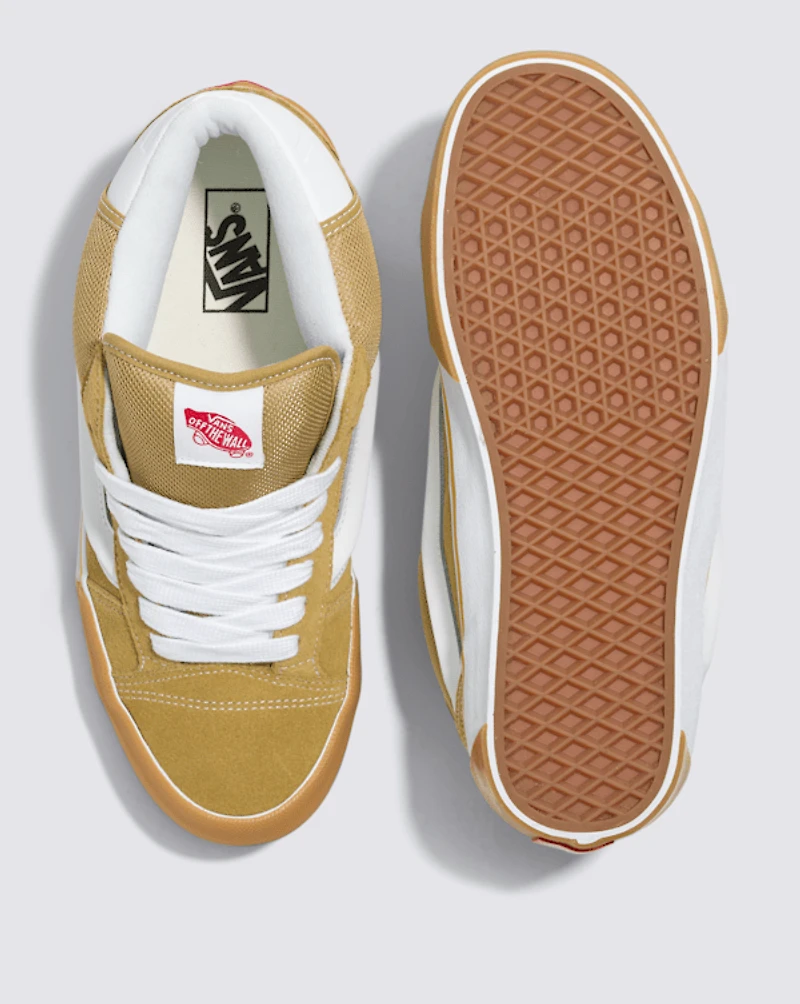 Knu Mid Shoe