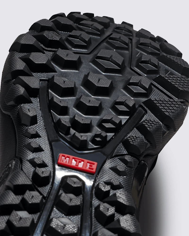 Crestline GORE-TEX Shoe