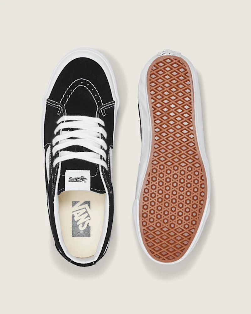 Premium Sk8-Mid Shoe