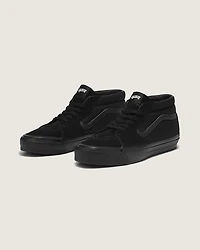 Premium Sk8-Mid Shoe