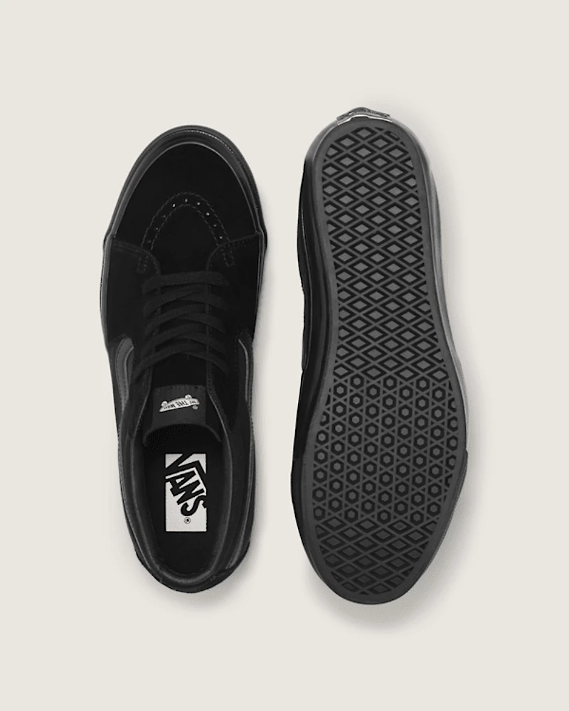 Premium Sk8-Mid Shoe