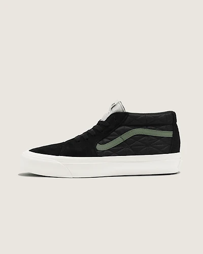Premium Sk8-Mid Shoe