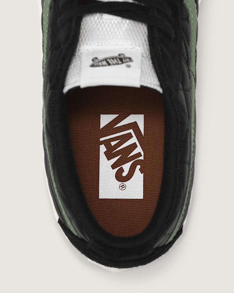 Premium Sk8-Mid Shoe