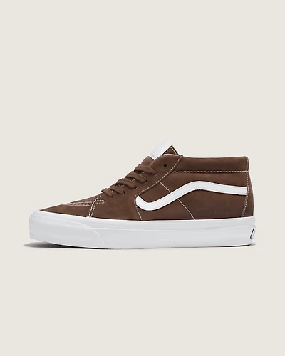 Premium Sk8-Mid Suede Shoe