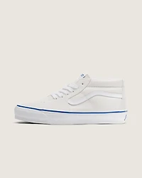 Premium Sk8-Mid Shoe