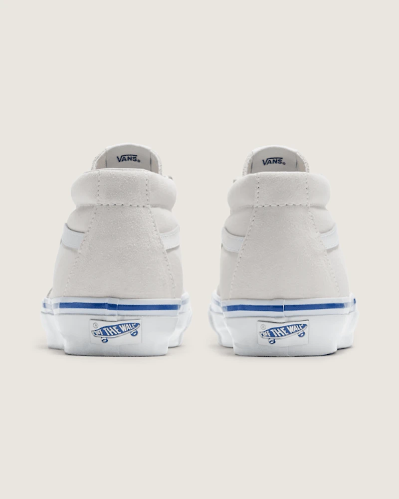 Premium Sk8-Mid Shoe