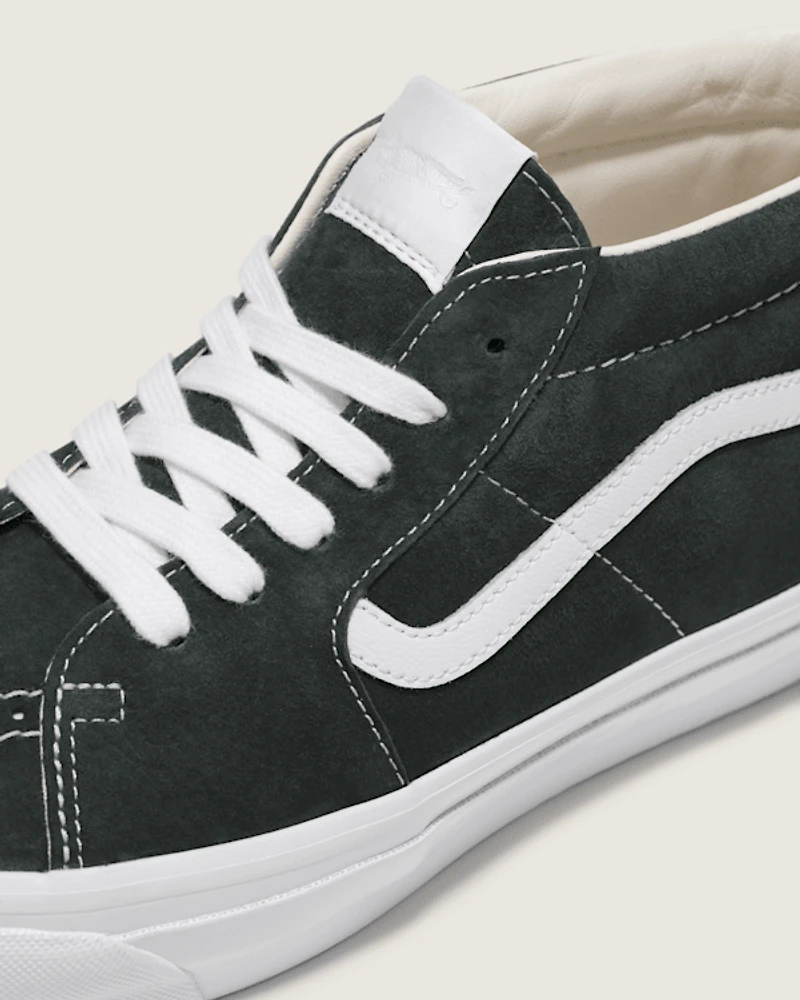Premium Sk8-Mid Suede Shoe
