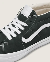 Premium Sk8-Mid Suede Shoe