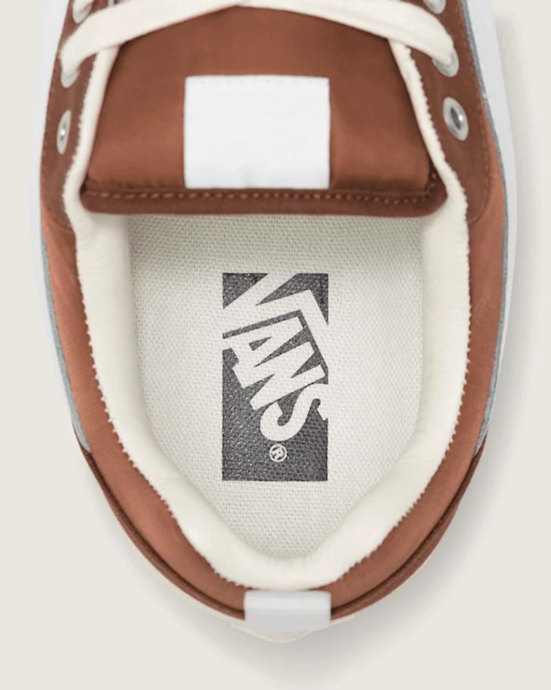 Premium Knu Skool Shoe