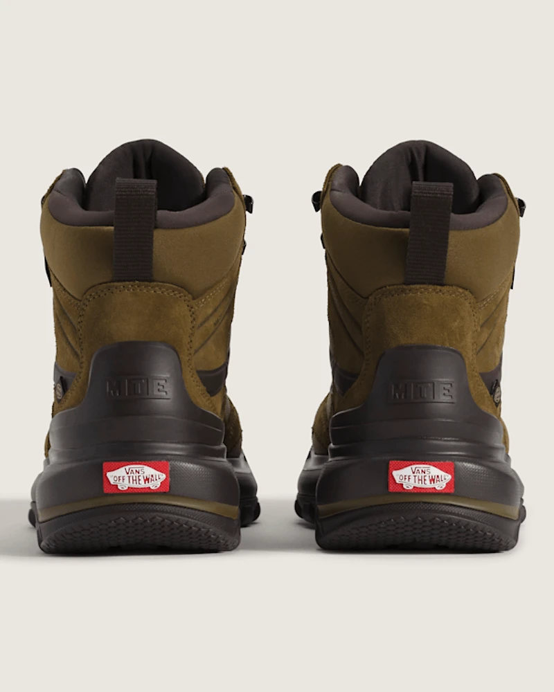 Crestline Waterproof Boot