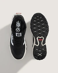 Crosspath Shoe