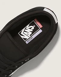 Skate Chukka Low Sidestripe Shoe