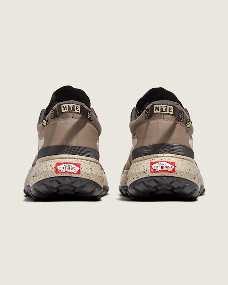 Crosspath Shoe