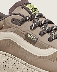 Crosspath Shoe