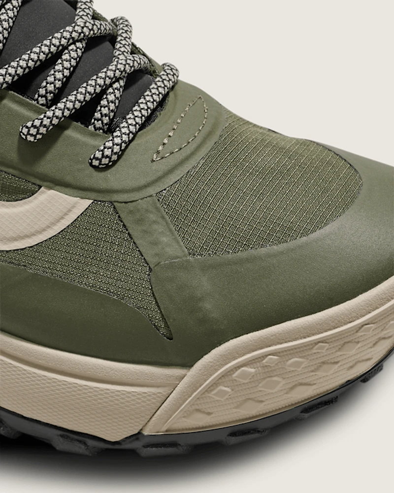 Crosspath Mid Shoe
