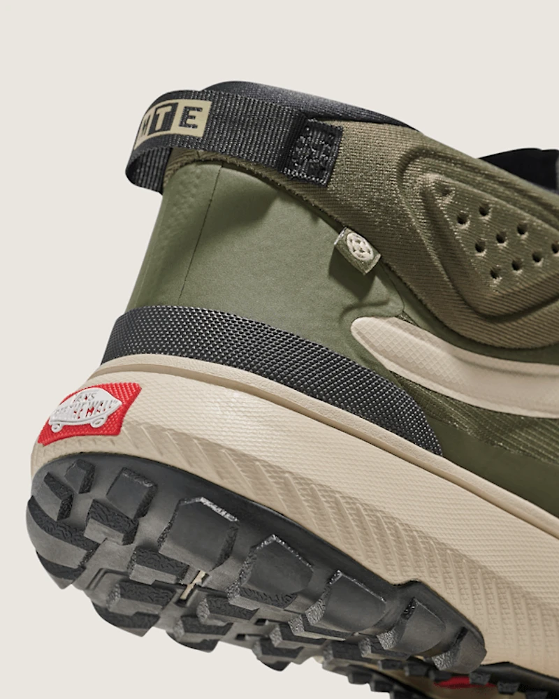 Crosspath Mid Shoe